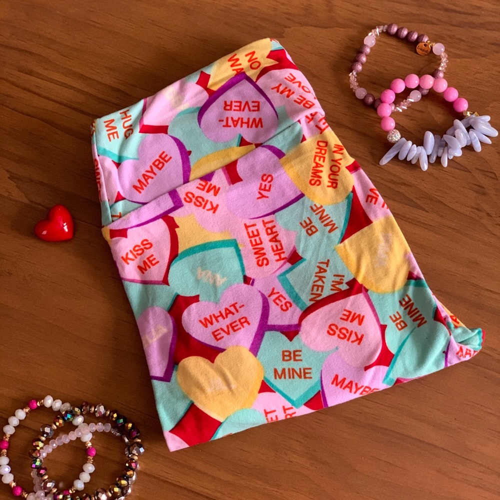 Lularoe Valentines Leggings